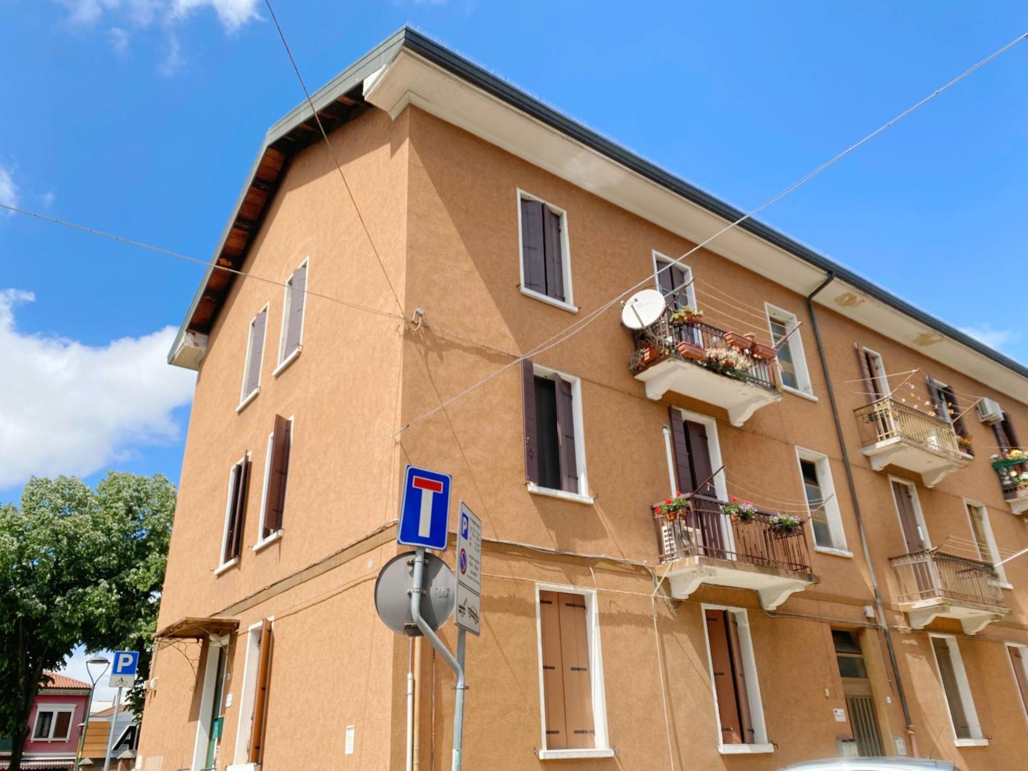 Gris Apartment: Venice Mestre Luaran gambar
